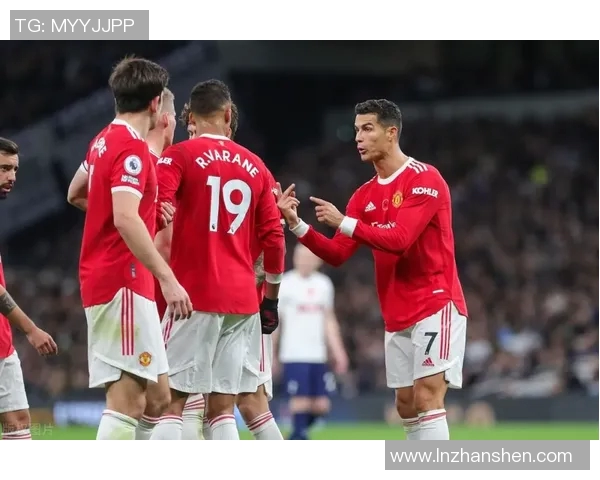 热刺对阵曼联精彩赛事免费直播全程回放与分析 热刺对阵曼联精彩赛事免费直播全程回放与分析