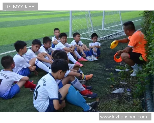 中国足球青少年足球队培养计划助力未来星辰闪耀绿茵场